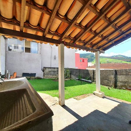 Casa De Temporada Em Capitolio Mgヴィラ エクステリア 写真